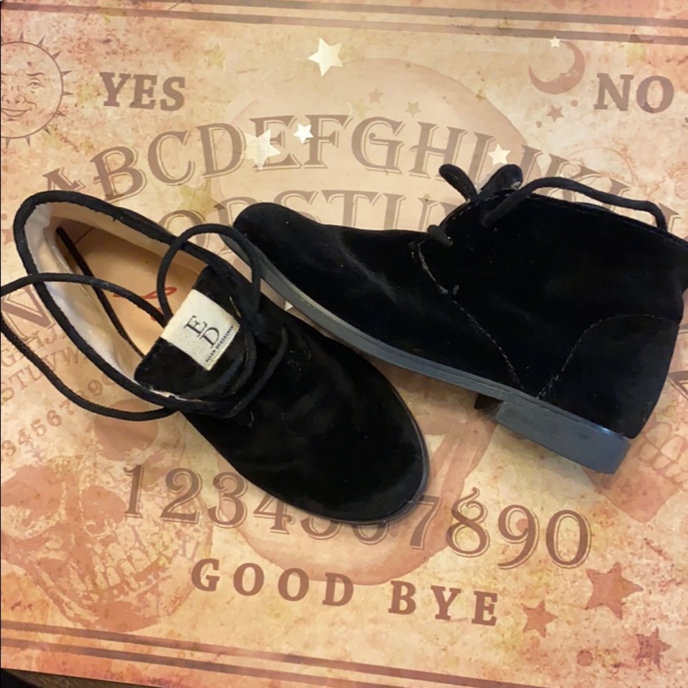 Black Velvet Chukkas